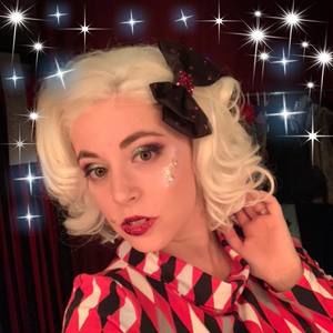 Meet your Posher, Lily